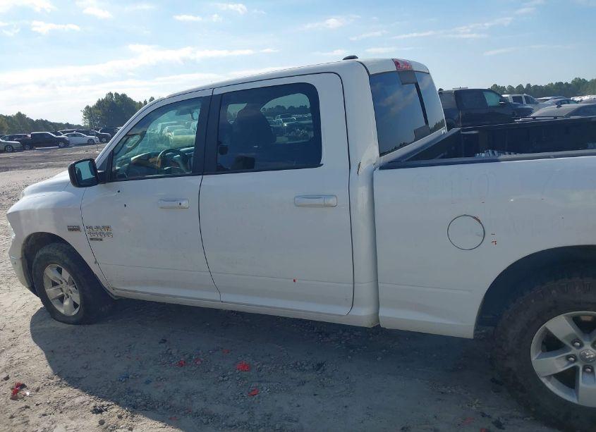 Photo 15 of 2019 Ram 1500 CLASSIC SLT 4X2 6'4 BOX (VIN 1C6RR6TT2KS706889)