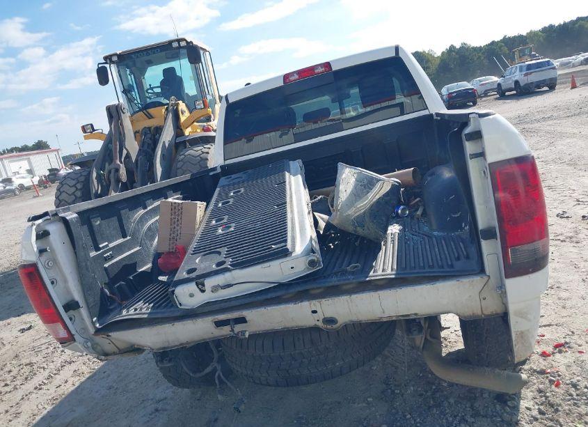 Photo 17 of 2019 Ram 1500 CLASSIC SLT 4X2 6'4 BOX (VIN 1C6RR6TT2KS706889)