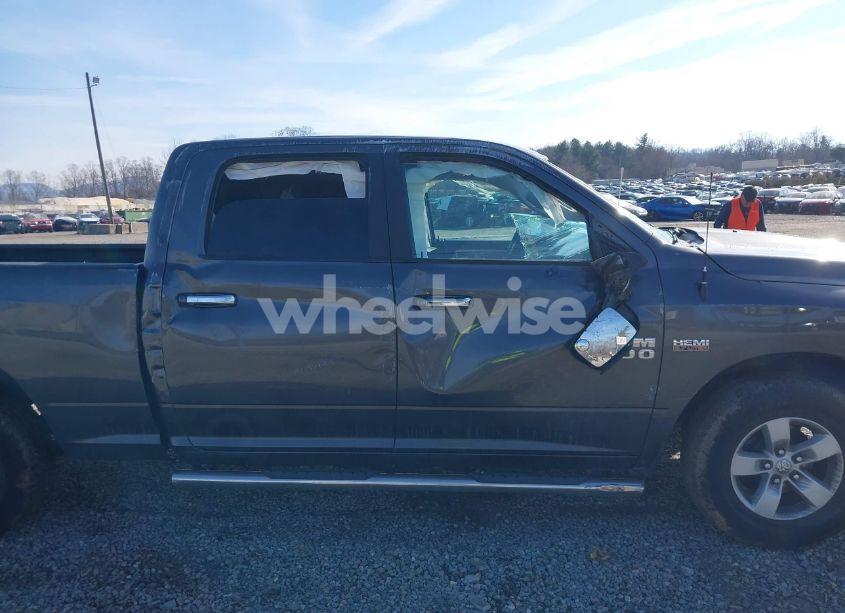 Photo 13 of 2017 Ram 1500 SLT 4X2 6'4 BOX (VIN 1C6RR6TT3HS768794)