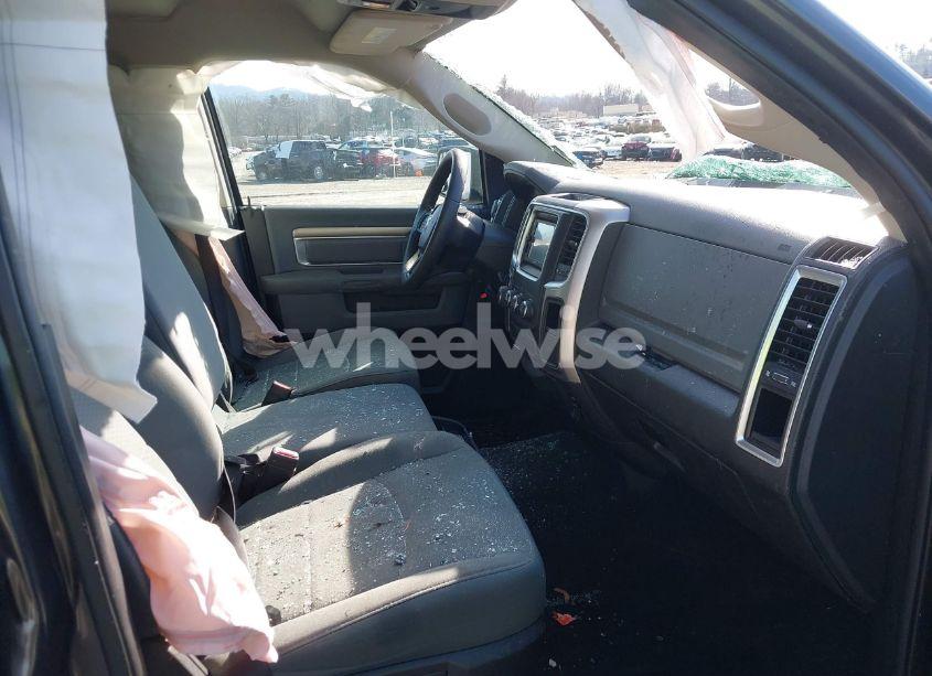 Photo 5 of 2017 Ram 1500 SLT 4X2 6'4 BOX (VIN 1C6RR6TT3HS768794)