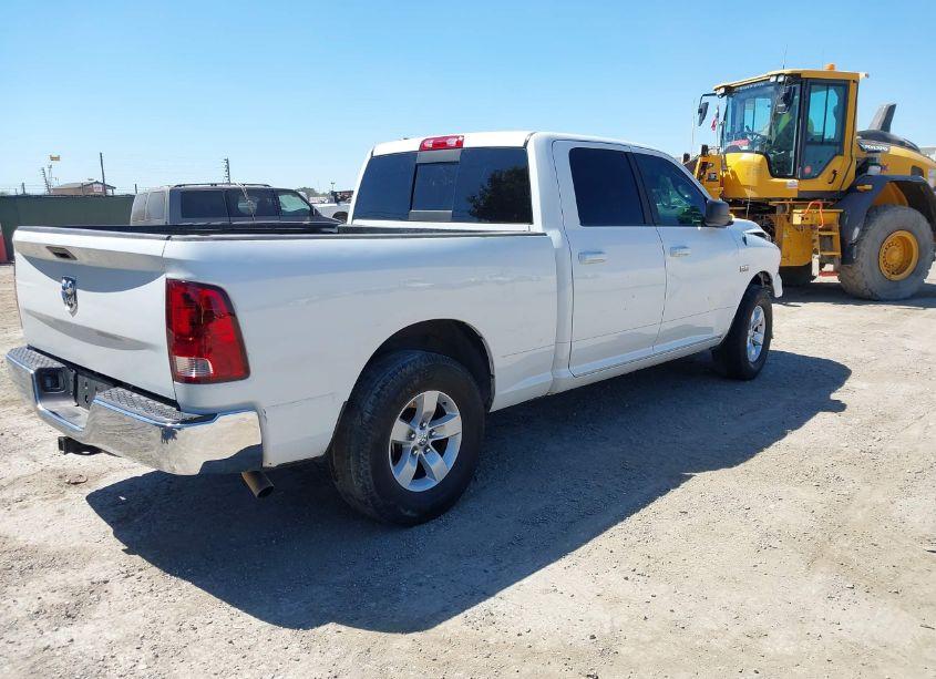 Photo 4 of 2019 Ram 1500 CLASSIC SLT (VIN 1C6RR6TT3KS512291)