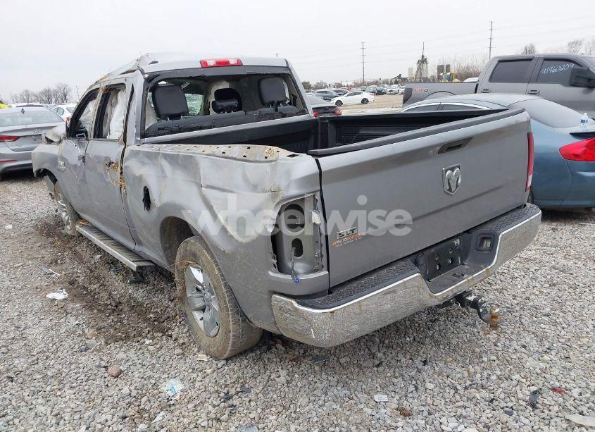 Photo 3 of 2019 Ram 1500 CLASSIC SLT 4X2 6'4 BOX (VIN 1C6RR6TT3KS682487)