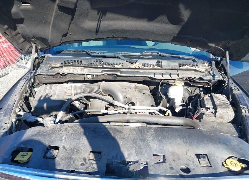 Photo 10 of 2019 Ram 1500 CLASSIC SLT 4X2 6'4 BOX (VIN 1C6RR6TT4KS584634)