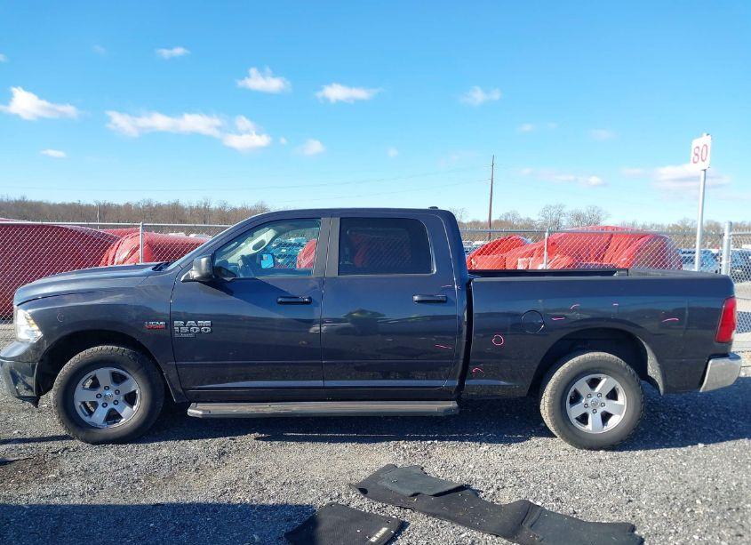 Photo 14 of 2019 Ram 1500 CLASSIC SLT 4X2 6'4 BOX (VIN 1C6RR6TT4KS584634)