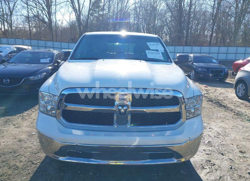 Photo 12 of 2019 Ram 1500 CLASSIC SLT 4X2 6'4 BOX (VIN 1C6RR6TT4KS600346)