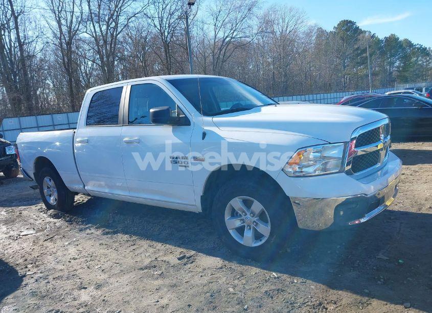 Photo 13 of 2019 Ram 1500 CLASSIC SLT 4X2 6'4 BOX (VIN 1C6RR6TT4KS600346)