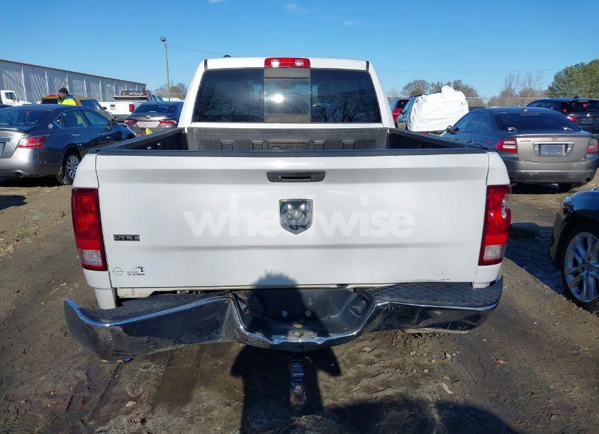 Photo 16 of 2019 Ram 1500 CLASSIC SLT 4X2 6'4 BOX (VIN 1C6RR6TT4KS600346)