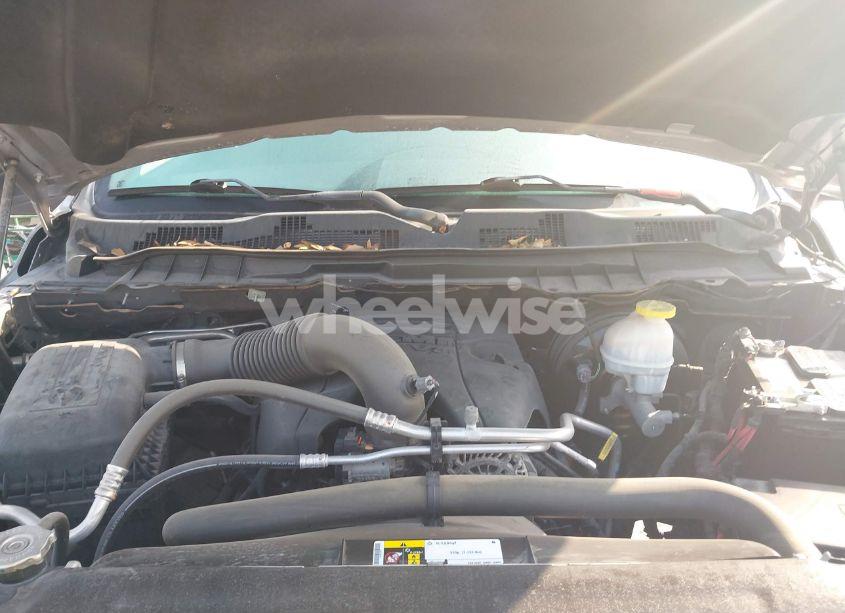 Photo 10 of 2019 Ram 1500 CLASSIC (VIN 1C6RR6TT4KS711138)