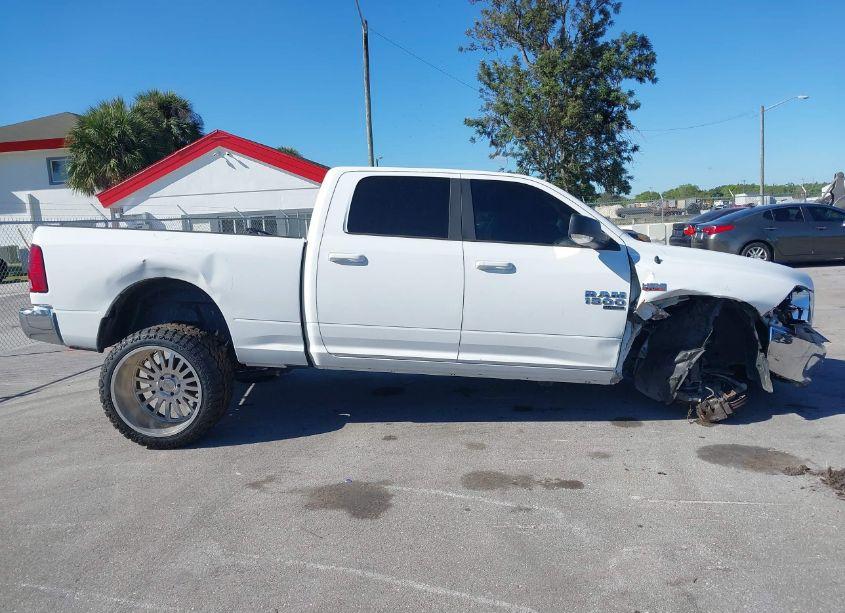 Photo 14 of 2020 Ram 1500 CLASSIC SLT 4X2 6'4 BOX (VIN 1C6RR6TT4LS133902)