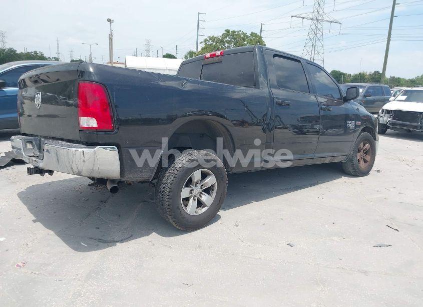 Photo 4 of 2019 Ram 1500 CLASSIC SLT 4X2 6'4 BOX (VIN 1C6RR6TT5KS561556)