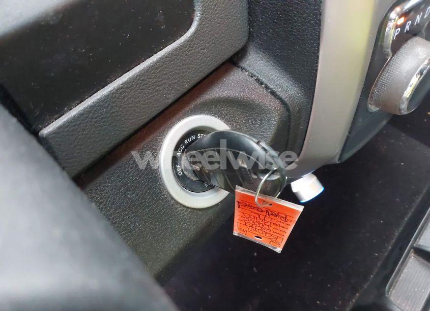 Photo 11 of 2019 Ram 1500 CLASSIC SLT 4X2 6'4 BOX (VIN 1C6RR6TT5KS571875)