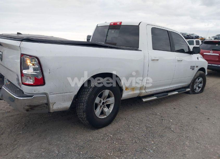 Photo 4 of 2019 Ram 1500 CLASSIC SLT 4X2 6'4 BOX (VIN 1C6RR6TT5KS571875)