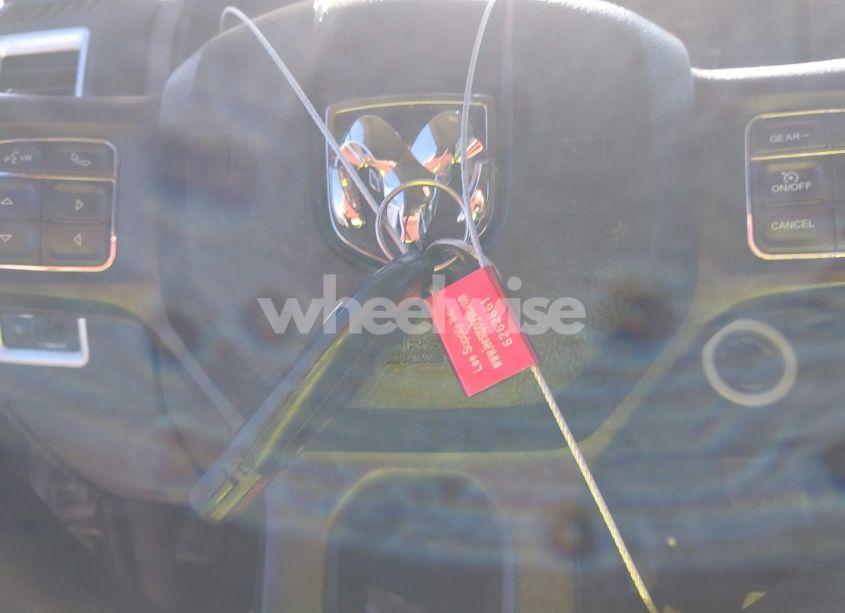 Photo 11 of 2019 Ram 1500 CLASSIC (VIN 1C6RR6TT5KS602932)