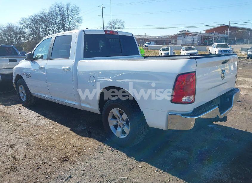 Photo 3 of 2019 Ram 1500 CLASSIC (VIN 1C6RR6TT5KS602932)