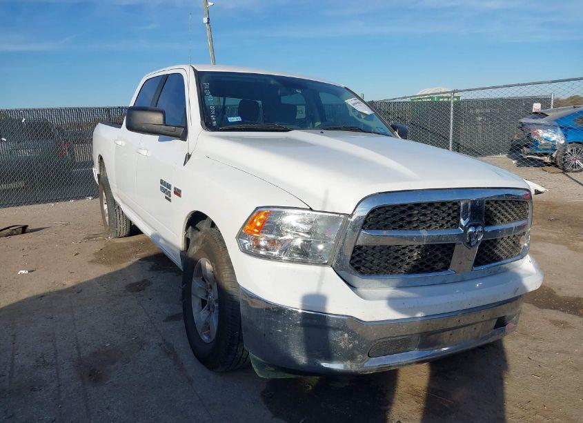 2019 Ram 1500 CLASSIC (VIN 1C6RR6TT5KS657252) main photo