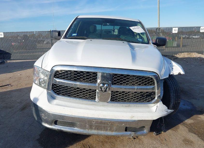 Photo 12 of 2019 Ram 1500 CLASSIC (VIN 1C6RR6TT5KS657252)