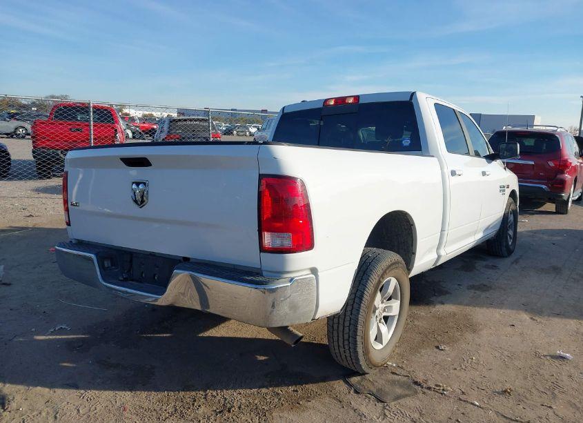 Photo 4 of 2019 Ram 1500 CLASSIC (VIN 1C6RR6TT5KS657252)