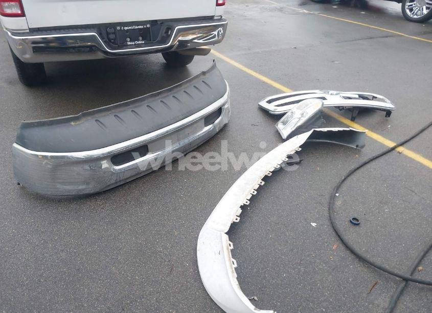 Photo 12 of 2020 Ram 1500 CLASSIC SLT 4X2 6'4 BOX (VIN 1C6RR6TT5LS102691)