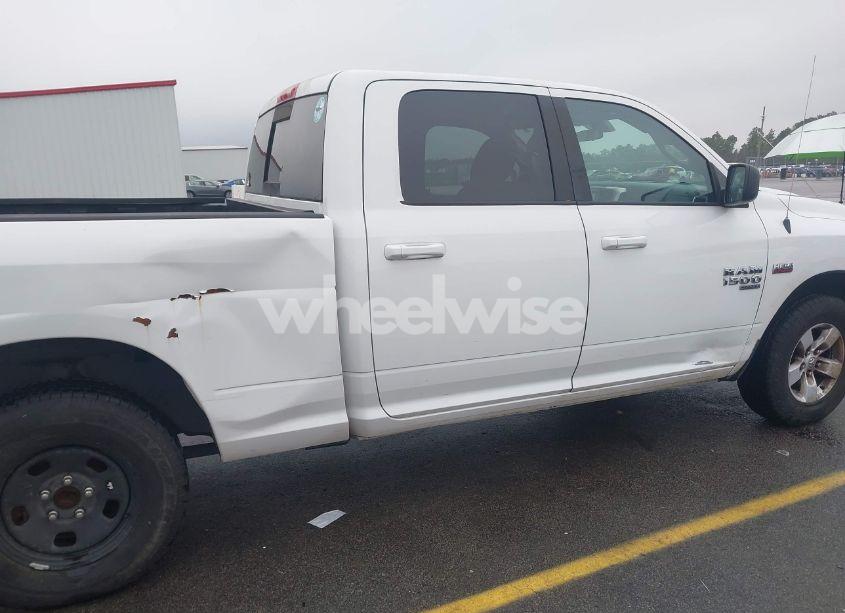 Photo 19 of 2020 Ram 1500 CLASSIC SLT 4X2 6'4 BOX (VIN 1C6RR6TT5LS102691)