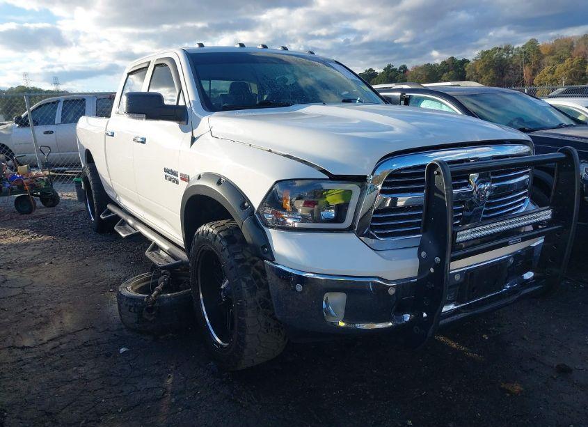 2017 Ram 1500 BIG HORN 4X2 6'4 BOX (VIN 1C6RR6TT6HS775335) main photo