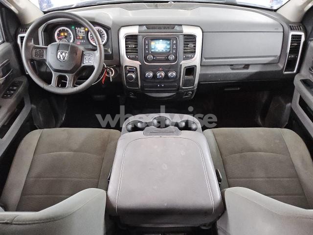 Photo 8 of 2019 RAM 1500 CLASSIC SLT (VIN 1C6RR6TT6KS593769)