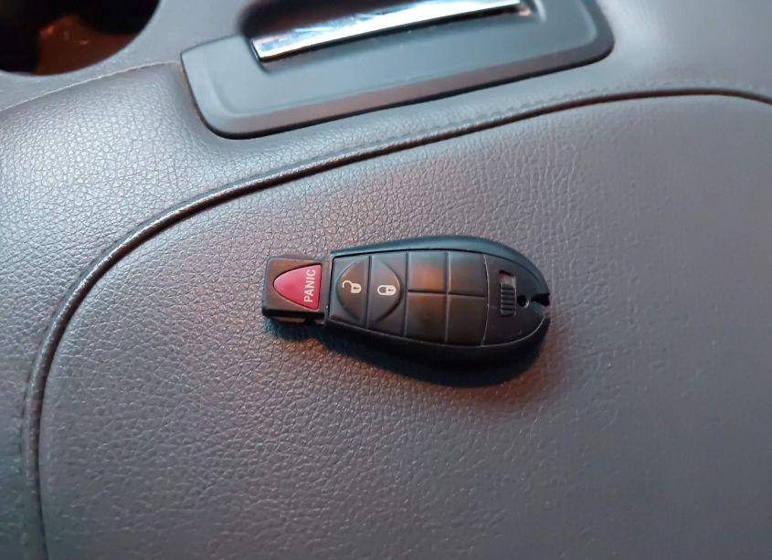 Photo 11 of 2019 Ram 1500 CLASSIC SLT 4X2 6'4 BOX (VIN 1C6RR6TT6KS711416)