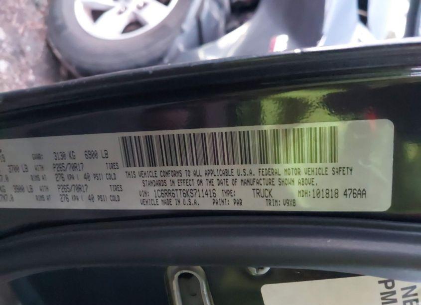 Photo 9 of 2019 Ram 1500 CLASSIC SLT 4X2 6'4 BOX (VIN 1C6RR6TT6KS711416)
