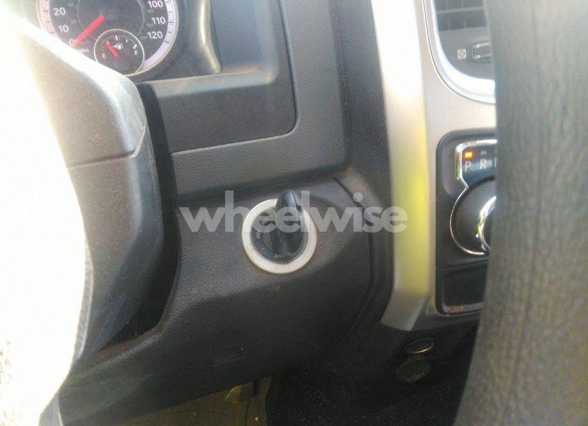 Photo 11 of 2019 Ram 1500 CLASSIC SLT 4X2 6'4 BOX (VIN 1C6RR6TT7KS572123)