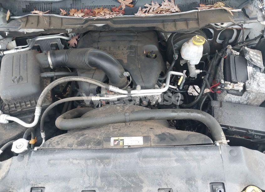 Photo 10 of 2019 Ram 1500 CLASSIC SLT 4X2 6'4 BOX (VIN 1C6RR6TT8KS584944)