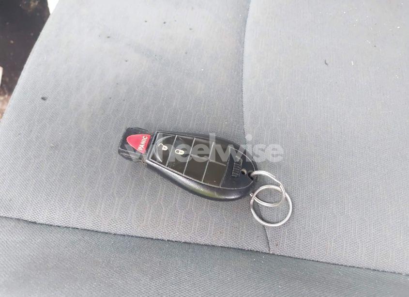 Photo 11 of 2019 Ram 1500 CLASSIC SLT 4X2 6'4 BOX (VIN 1C6RR6TT8KS584944)