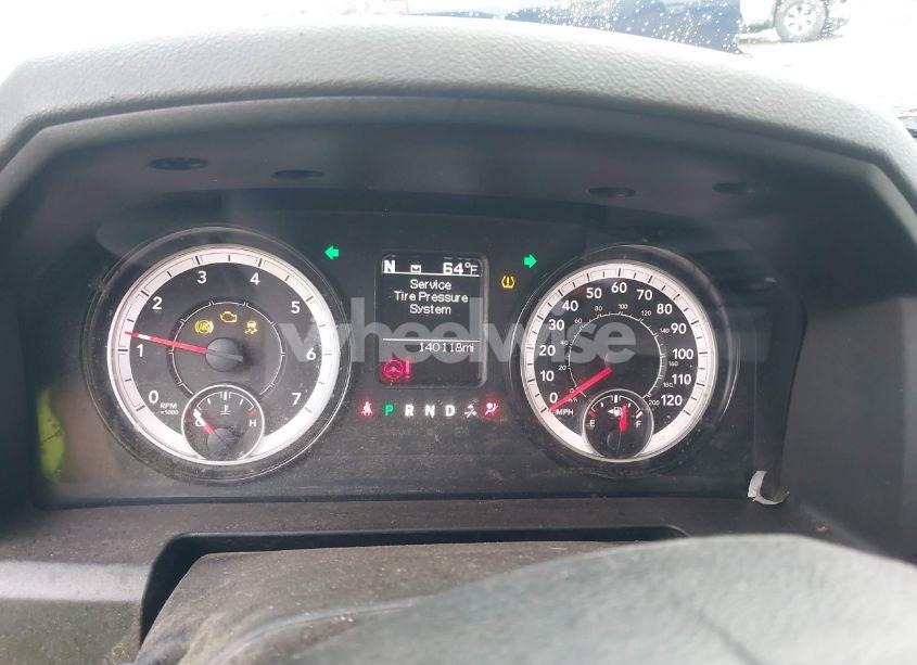 Photo 7 of 2019 Ram 1500 CLASSIC SLT 4X2 6'4 BOX (VIN 1C6RR6TT8KS584944)