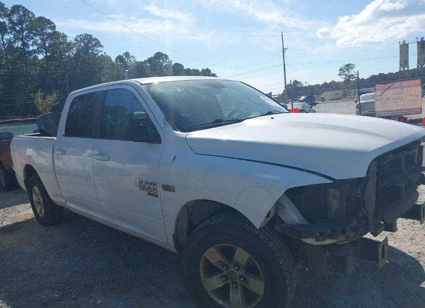 Photo 14 of 2019 Ram 1500 CLASSIC (VIN 1C6RR6TT8KS613083)