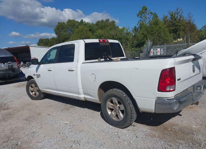Photo 15 of 2019 Ram 1500 CLASSIC (VIN 1C6RR6TT8KS613083)