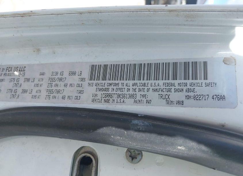 Photo 9 of 2019 Ram 1500 CLASSIC (VIN 1C6RR6TT8KS613083)