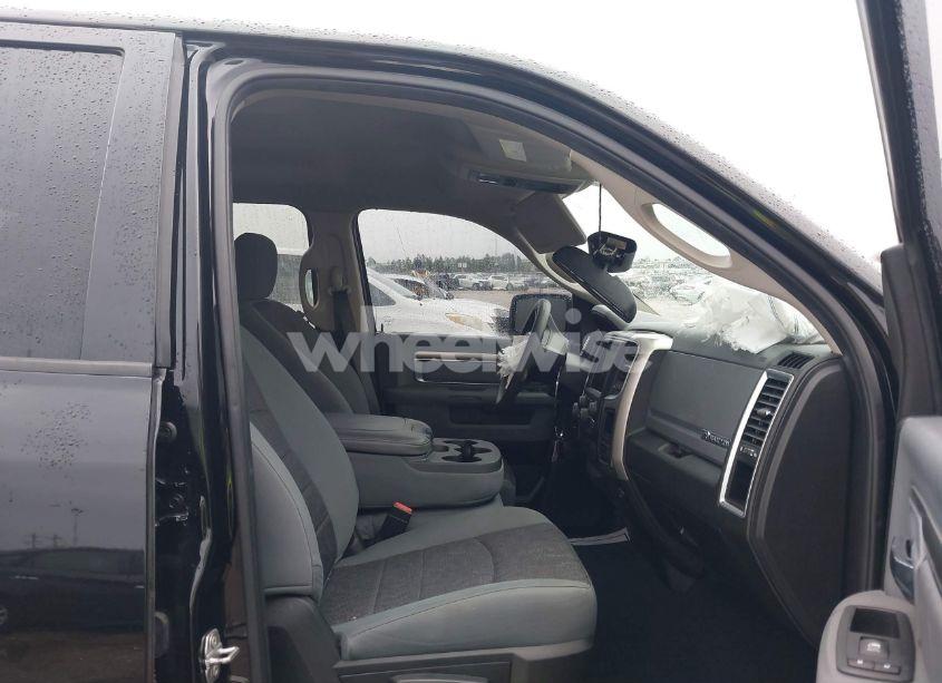 Photo 5 of 2019 Ram 1500 CLASSIC BIG HORN 4X2 6'4 BOX (VIN 1C6RR6TT8KS657696)