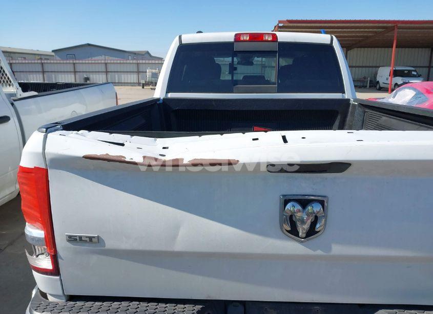 Photo 17 of 2019 Ram 1500 CLASSIC SLT 4X2 6'4 BOX (VIN 1C6RR6TT9KS561561)