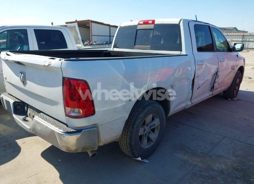 Photo 4 of 2019 Ram 1500 CLASSIC SLT 4X2 6'4 BOX (VIN 1C6RR6TT9KS561561)