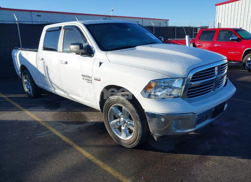 2019 Ram 1500 CLASSIC BIG HORN 4X2 6'4 BOX (VIN 1C6RR6TT9KS585035) main photo