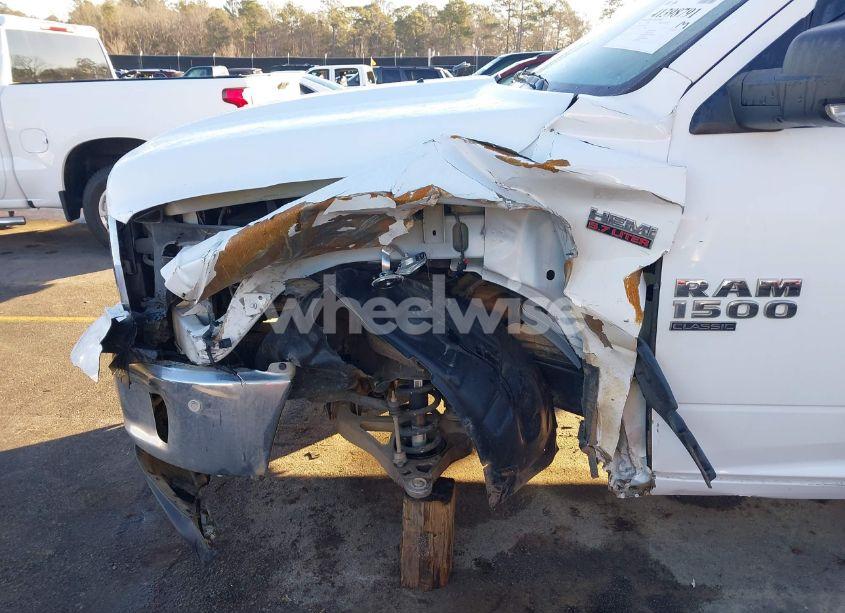 Photo 6 of 2019 Ram 1500 CLASSIC BIG HORN 4X2 6'4 BOX (VIN 1C6RR6TT9KS585035)