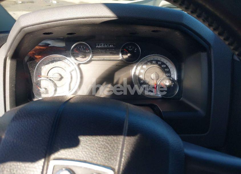 Photo 7 of 2019 Ram 1500 CLASSIC BIG HORN 4X2 6'4 BOX (VIN 1C6RR6TT9KS613142)