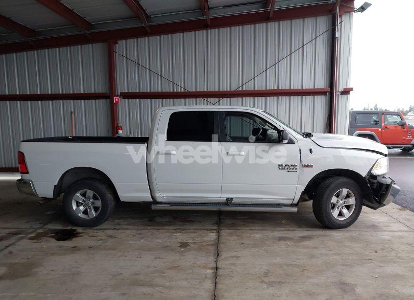 Photo 14 of 2020 Ram 1500 CLASSIC SLT 4X2 6'4 BOX (VIN 1C6RR6TT9LS133569)