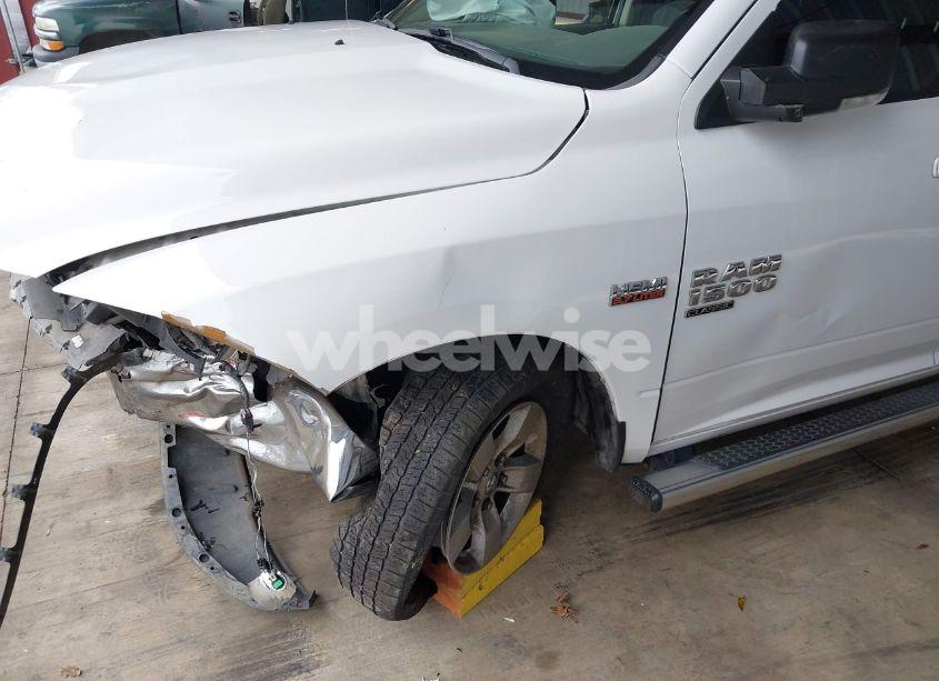 Photo 18 of 2020 Ram 1500 CLASSIC SLT 4X2 6'4 BOX (VIN 1C6RR6TT9LS133569)