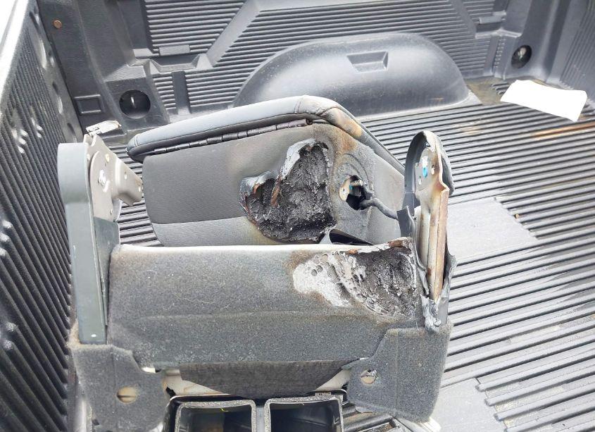 Photo 13 of 2021 Ram 1500 CLASSIC SLT 4X2 6'4 BOX (VIN 1C6RR6TTXMS516163)