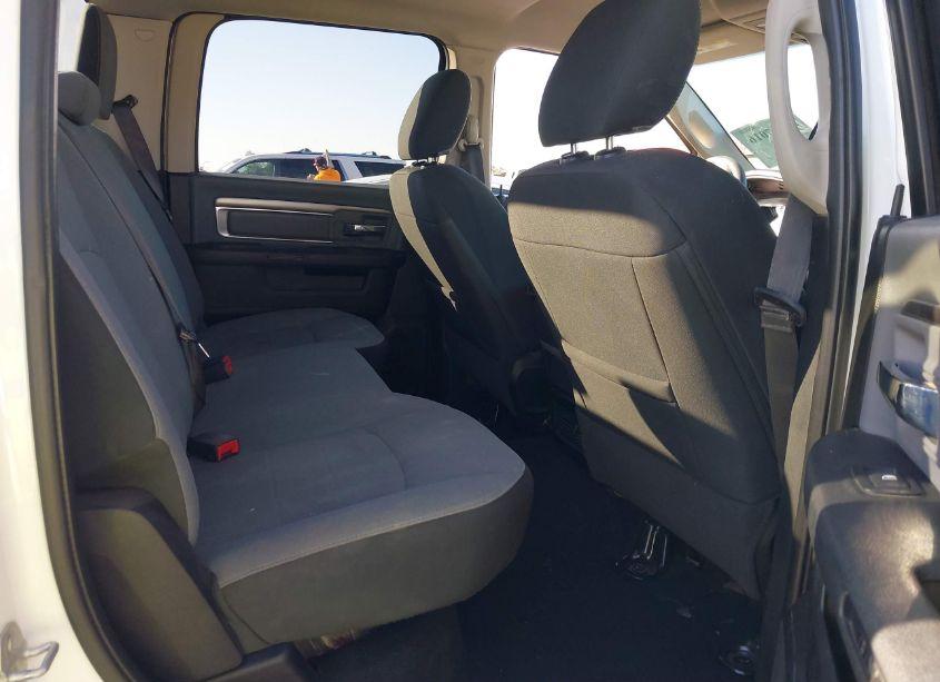 Photo 8 of 2021 Ram 1500 CLASSIC SLT 4X2 6'4 BOX (VIN 1C6RR6TTXMS520715)