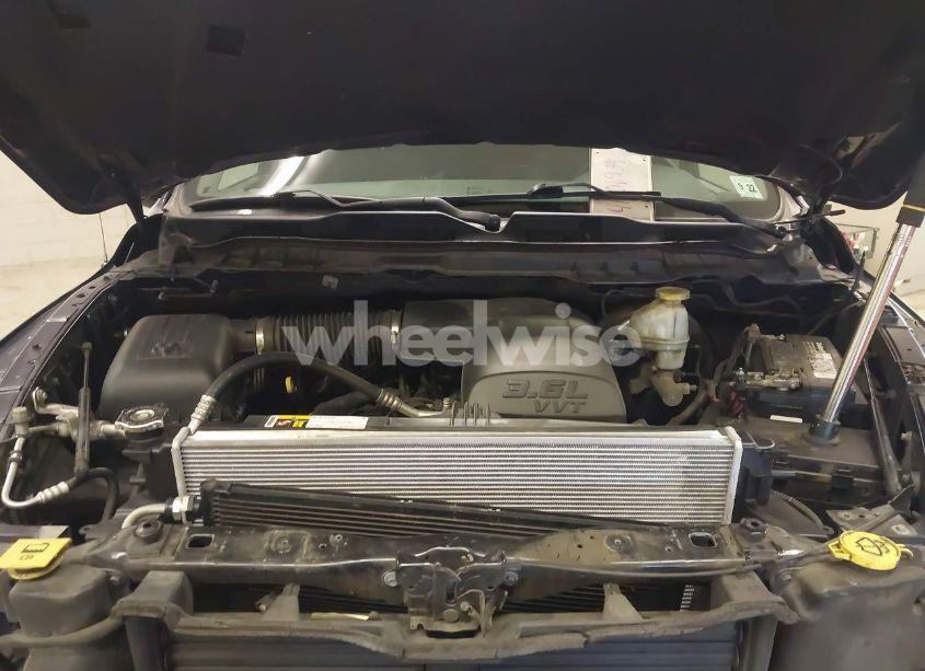 Photo 10 of 2017 Ram 1500 EXPRESS 4X4 6'4 BOX (VIN 1C6RR7FG0HS654272)