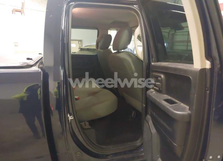 Photo 8 of 2017 Ram 1500 EXPRESS 4X4 6'4 BOX (VIN 1C6RR7FG0HS654272)