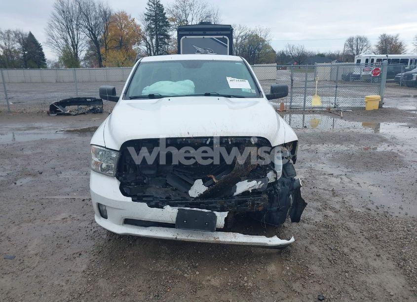 Photo 12 of 2017 Ram 1500 EXPRESS 4X4 6'4 BOX (VIN 1C6RR7FG0HS700490)