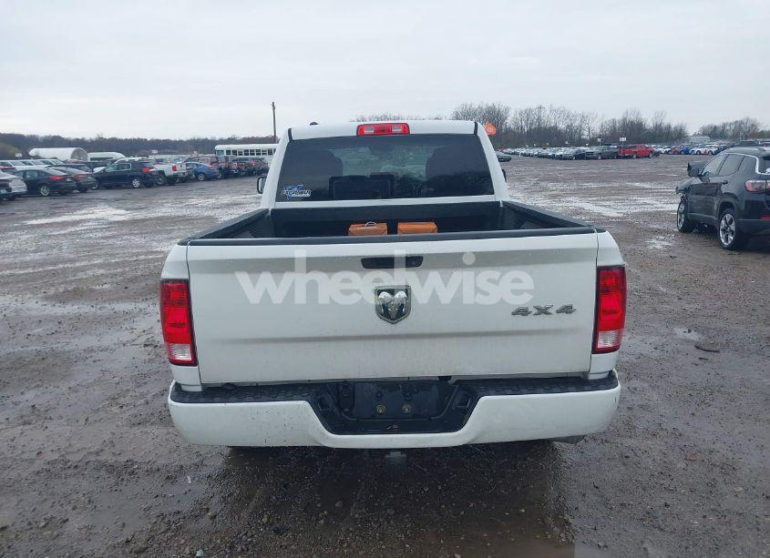 Photo 16 of 2017 Ram 1500 EXPRESS 4X4 6'4 BOX (VIN 1C6RR7FG0HS700490)