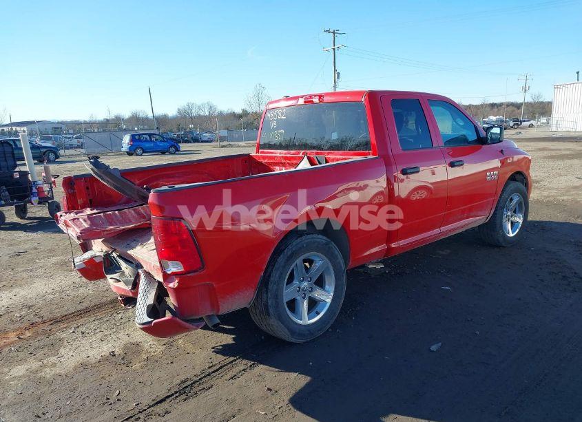 Photo 4 of 2018 Ram 1500 EXPRESS 4X4 6'4 BOX (VIN 1C6RR7FG0JS189403)