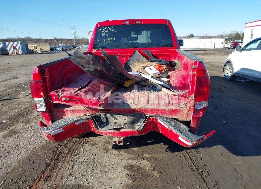 Photo 6 of 2018 Ram 1500 EXPRESS 4X4 6'4 BOX (VIN 1C6RR7FG0JS189403)